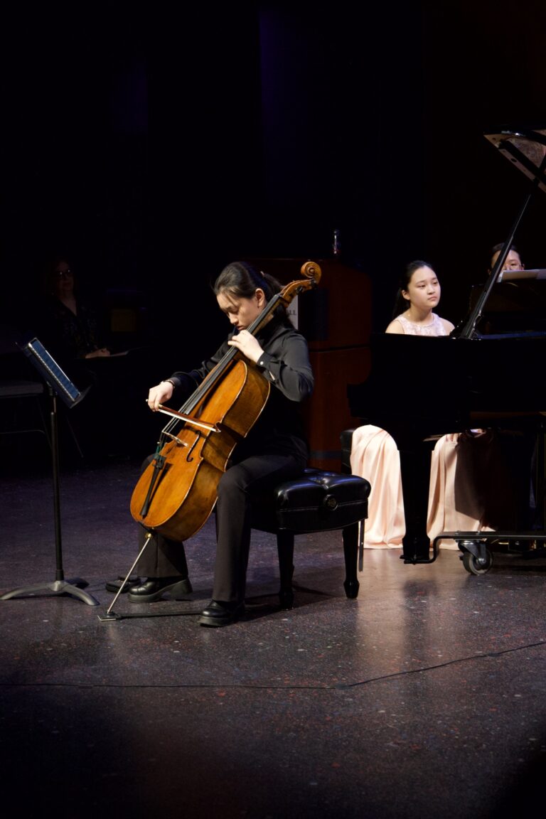 Dana in Bloom concert — April 19, 2026 (photo 35)