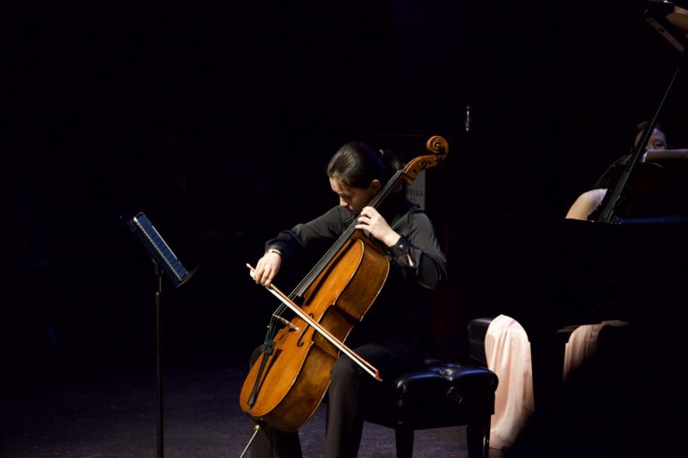 Dana in Bloom concert — April 19, 2026 (photo 45)