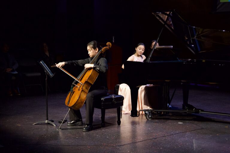 Dana in Bloom concert — April 19, 2026 (photo 54)