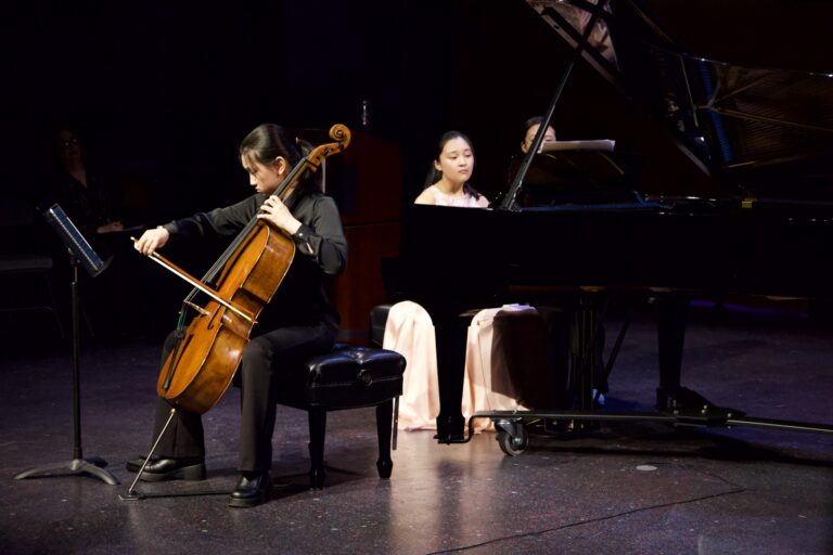 Dana in Bloom concert — April 19, 2026 (photo 59)