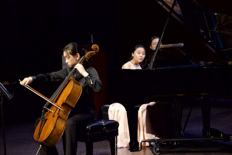 Dana in Bloom concert — April 19, 2026 (photo 61)