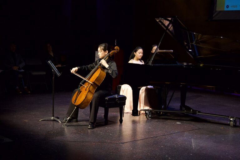 Dana in Bloom concert — April 19, 2026 (photo 68)