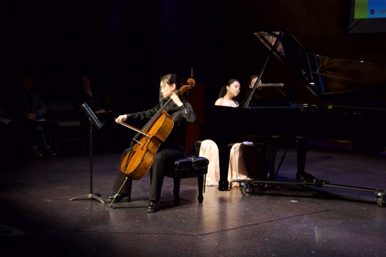 Dana in Bloom concert — April 19, 2026 (photo 69)
