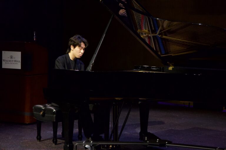 Dana in Bloom concert — April 19, 2026 (photo 82)