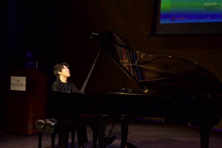 Dana in Bloom concert — April 19, 2026 (photo 134)