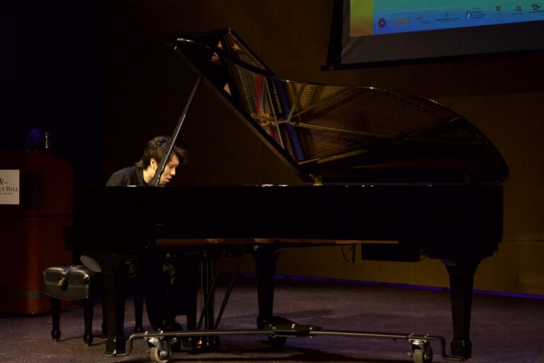 Dana in Bloom concert — April 19, 2026 (photo 155)