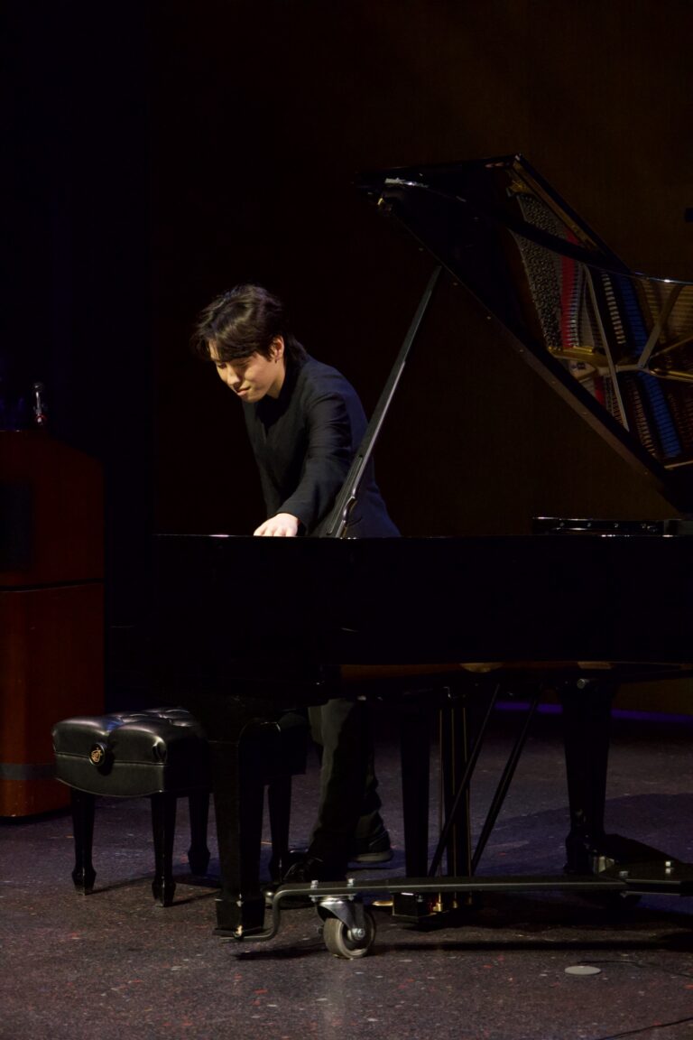Dana in Bloom concert — April 19, 2026 (photo 166)