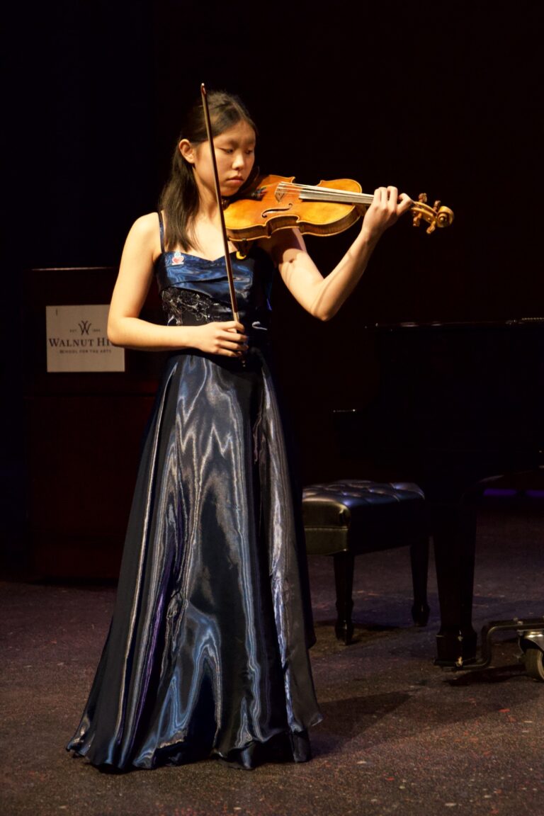 Dana in Bloom concert — April 19, 2026 (photo 169)