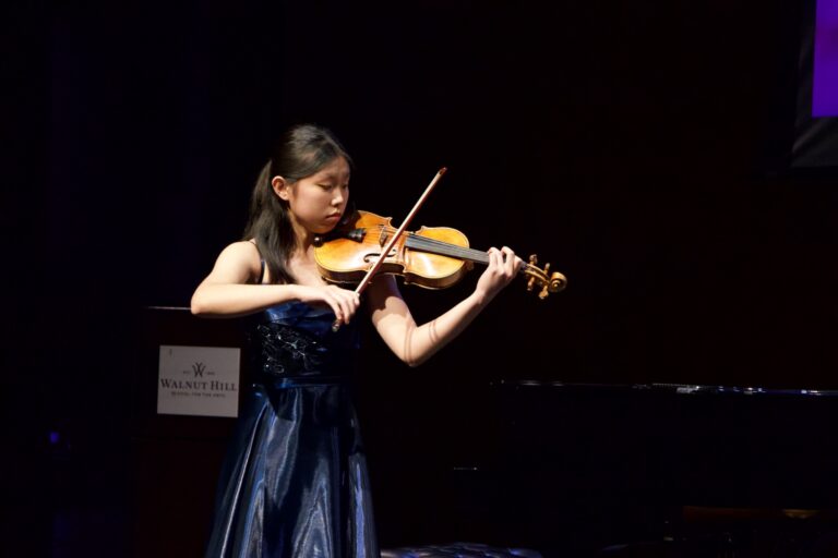 Dana in Bloom concert — April 19, 2026 (photo 172)