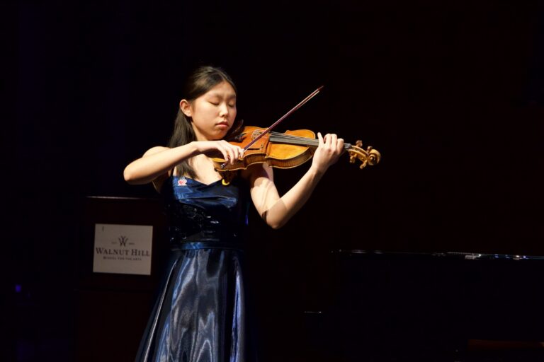 Dana in Bloom concert — April 19, 2026 (photo 174)