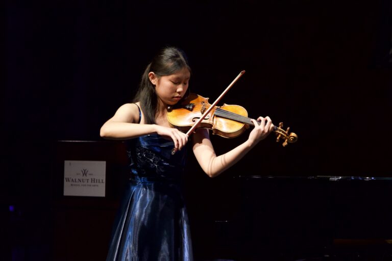 Dana in Bloom concert — April 19, 2026 (photo 176)