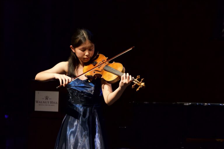 Dana in Bloom concert — April 19, 2026 (photo 182)