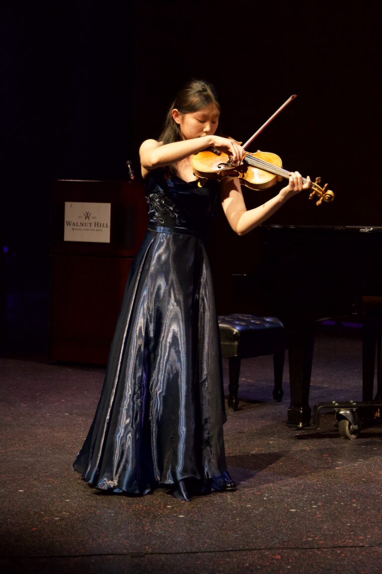 Dana in Bloom concert — April 19, 2026 (photo 185)