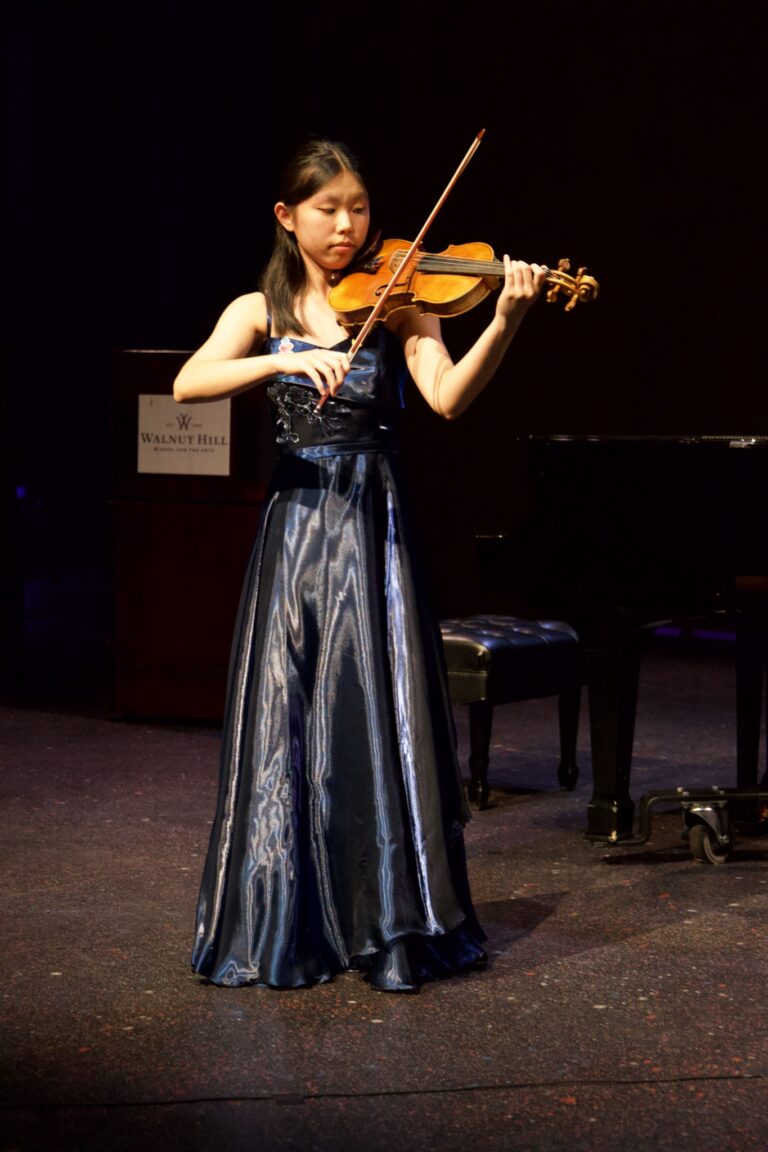Dana in Bloom concert — April 19, 2026 (photo 187)