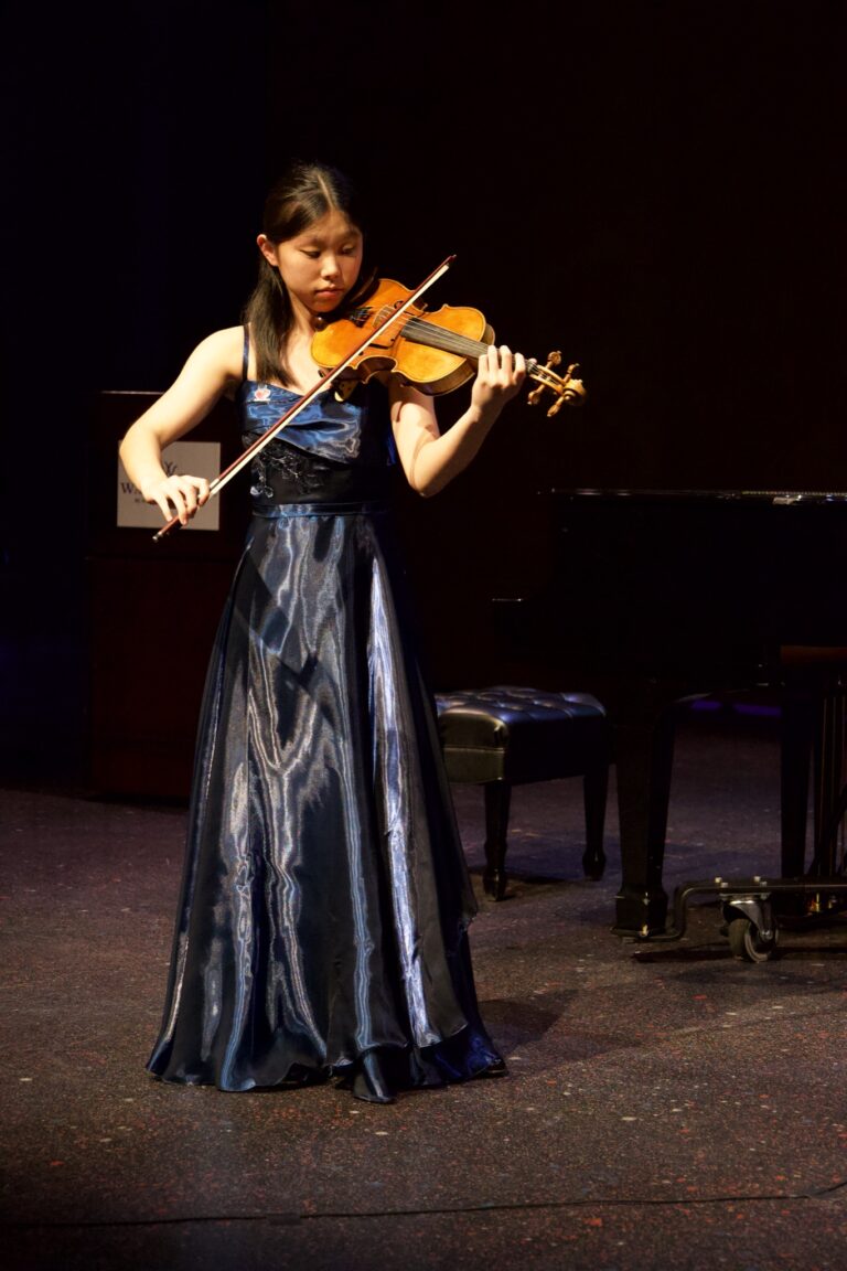 Dana in Bloom concert — April 19, 2026 (photo 189)