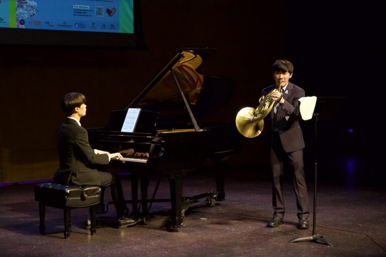 Dana in Bloom concert — April 19, 2026 (photo 198)