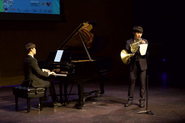 Dana in Bloom concert — April 19, 2026 (photo 199)