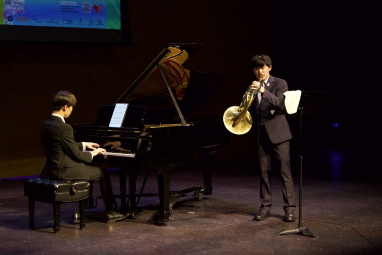 Dana in Bloom concert — April 19, 2026 (photo 203)