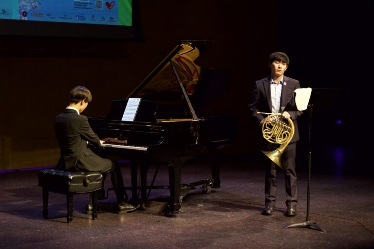Dana in Bloom concert — April 19, 2026 (photo 210)