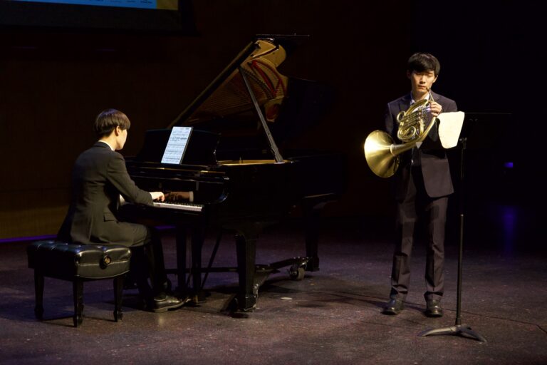 Dana in Bloom concert — April 19, 2026 (photo 214)