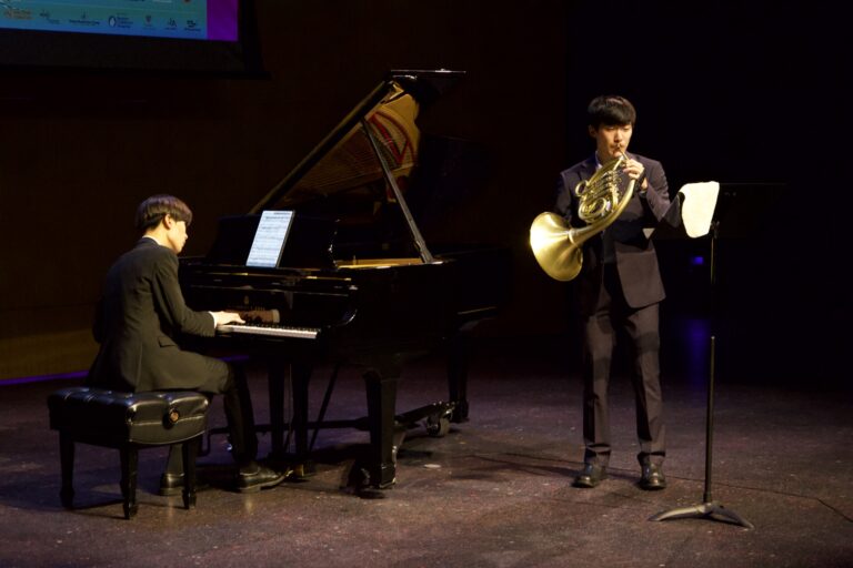 Dana in Bloom concert — April 19, 2026 (photo 220)