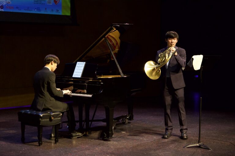 Dana in Bloom concert — April 19, 2026 (photo 221)