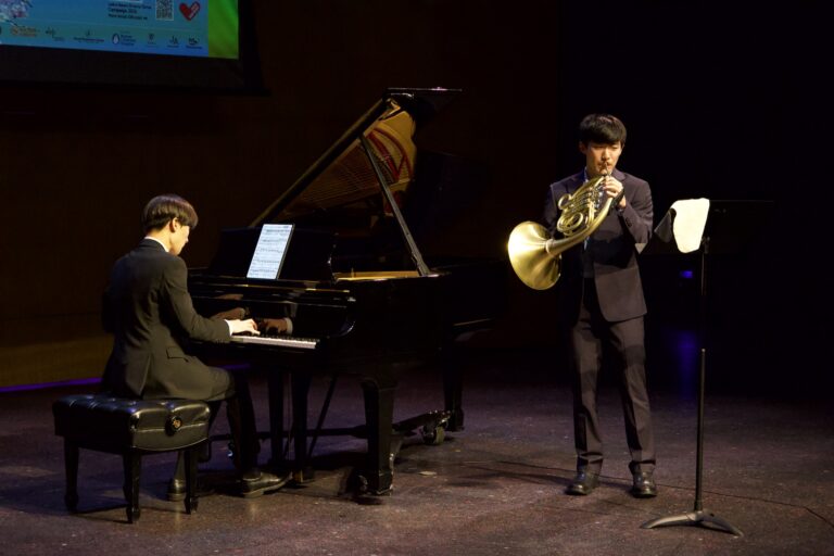 Dana in Bloom concert — April 19, 2026 (photo 222)