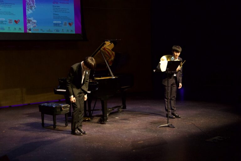 Dana in Bloom concert — April 19, 2026 (photo 233)
