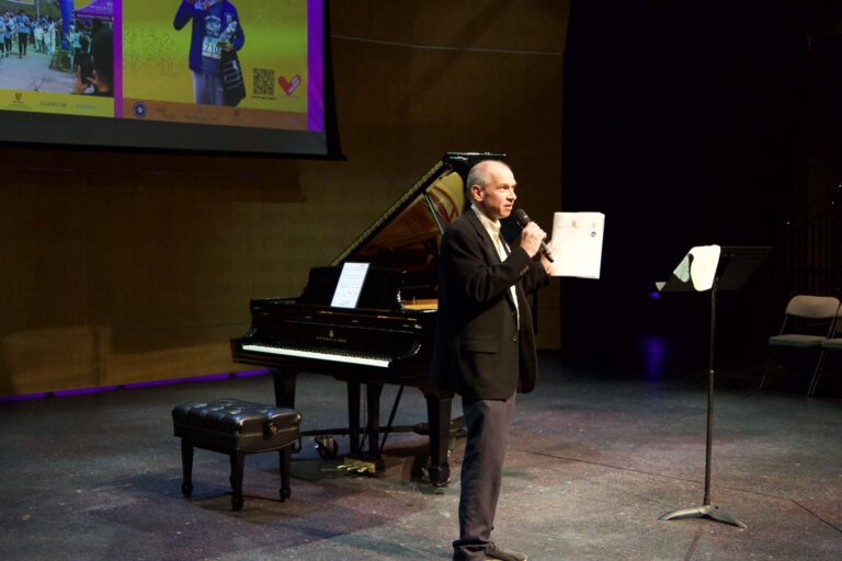 Dana in Bloom concert — April 19, 2026 (photo 251)
