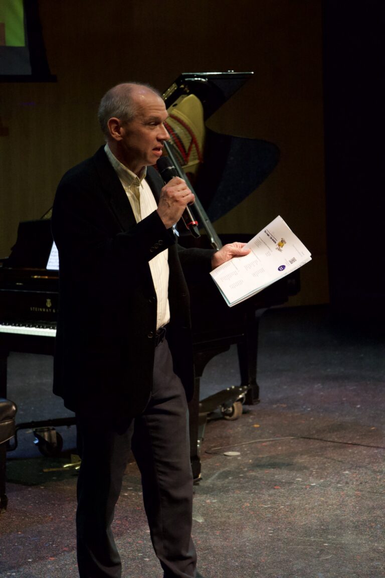 Dana in Bloom concert — April 19, 2026 (photo 256)